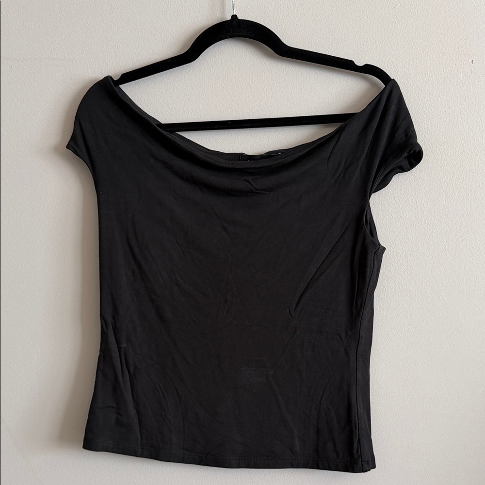 Banana Republic Black Off-Shoulder Tee